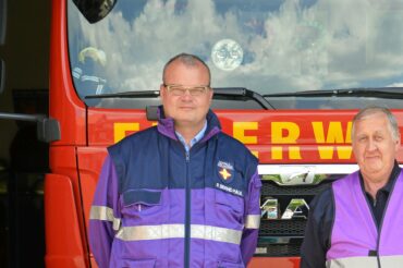 Das Notfallseelsorge- beziehungsweise Einsatznachsorge-Team erkennt man an der Farbe Lila.